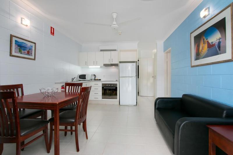 Hotel High Chaparral Cairns Exterior foto